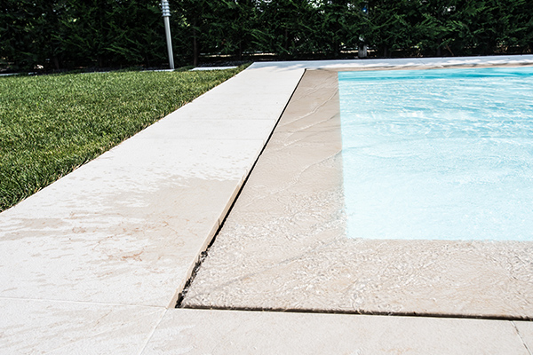 piscine-in-marmo-bergamo